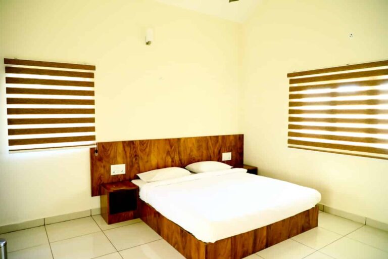 WhatsApp Image 2023 04 27 at 13.49.26 Copy 768x512