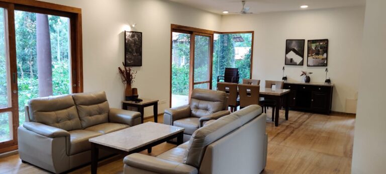 VILLA LIVING ROOM1 768x346