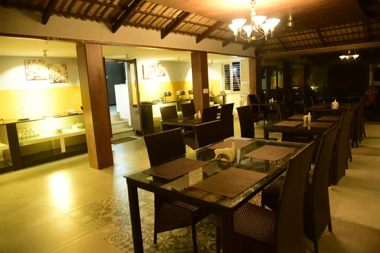 inner dinning 1536x1025.jpg 768x513