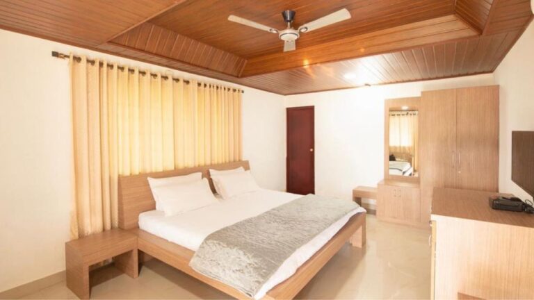 Neon Green and Black Tech Zoom Virtual Background 45 768x432