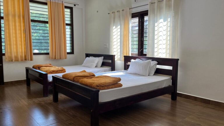 2 Cot Family room Homestays Karnataka 768x432