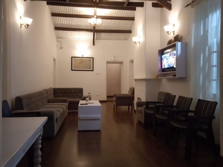 1 Villa de broke hall homestays karnataka coonoor 768x576