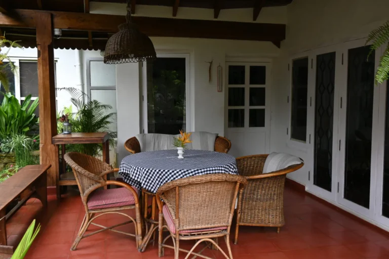 Dining area colonial stay coorg homestays karnataka 768x512