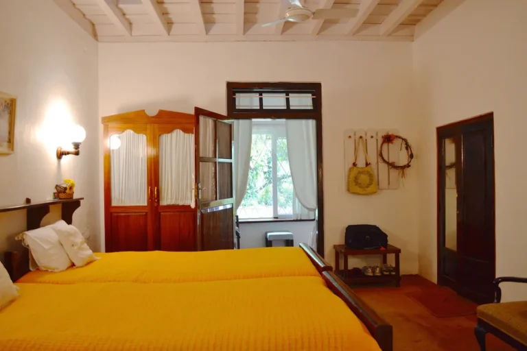 Heritage room Estate bungalow Coorg Homestays Karnataka 768x512