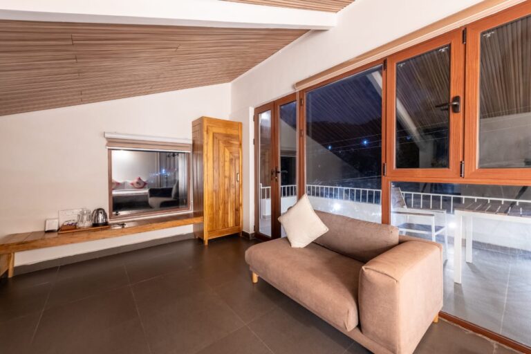 Common area akani villa 768x512