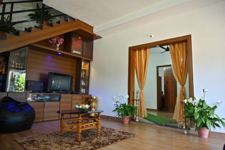 Common space Ale khana stay charmadi ghats 768x512