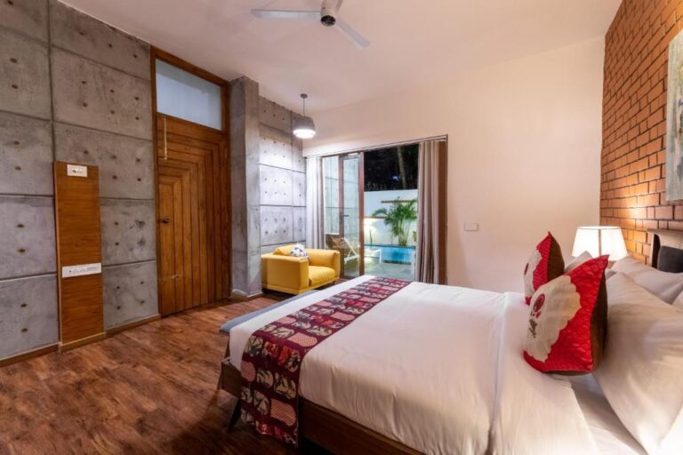 Villa Akani Homestays Karnataka OOty Luxury room 768x512