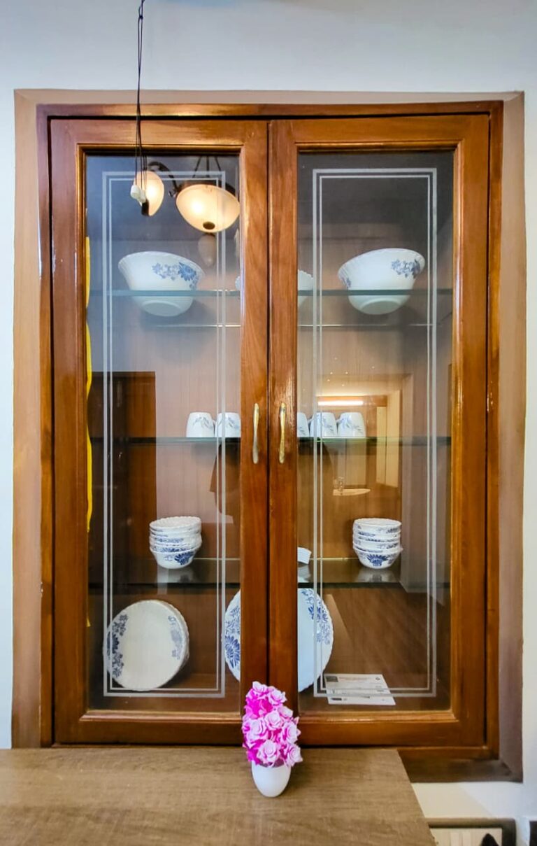 Cutlery LN Nivas 768x1209