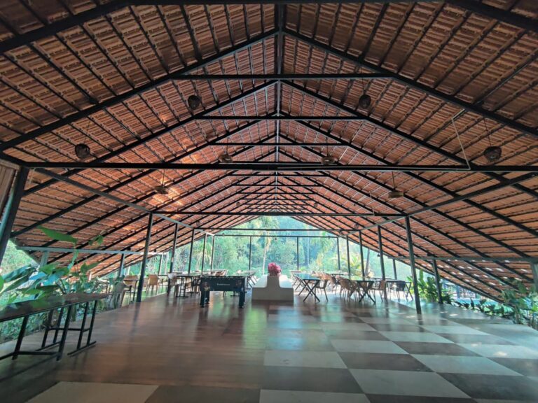 Dining cum activity area golden sparrow resort sakleshpur 768x576