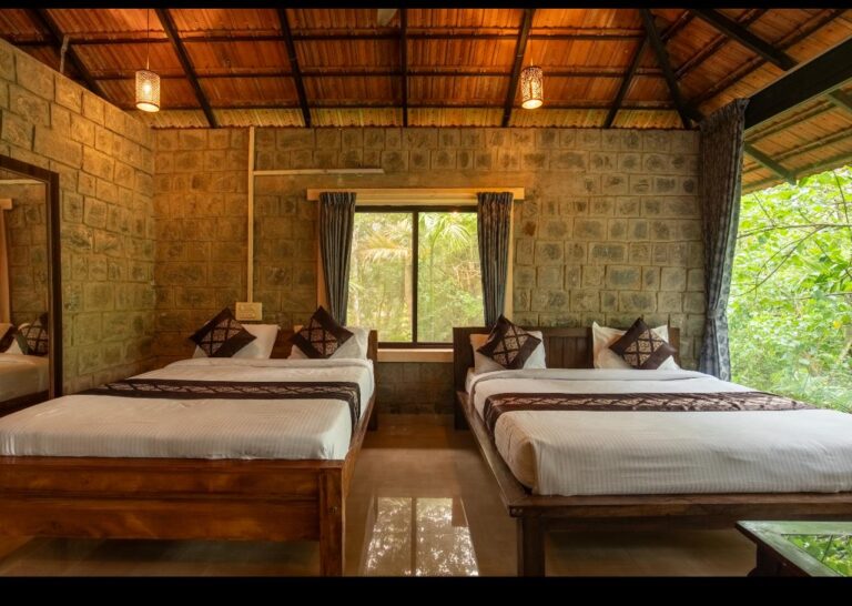 Stone House Golden Crown resort by hOmestays Karnataka 1 768x546