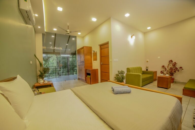 cottage ac room coorg homestays Karnataka 768x512